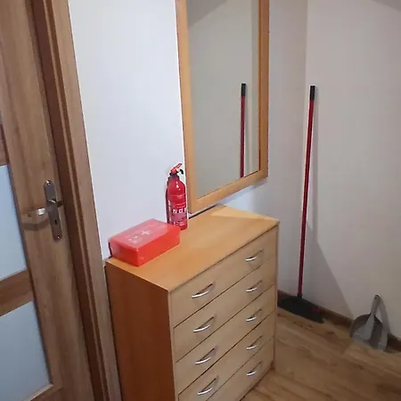 Jakość-niska Cena-cisza I Spokój-prywatny Na Klucz-5 Km Do Plaży-piwnica Na Rower-centrum Habitación en casa particular *