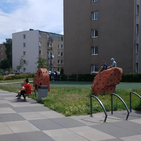 Jakość-niska Cena-cisza I Spokój-prywatny Na Klucz-5 Km Do Plaży-piwnica Na Rower-centrum Habitación en casa particular *